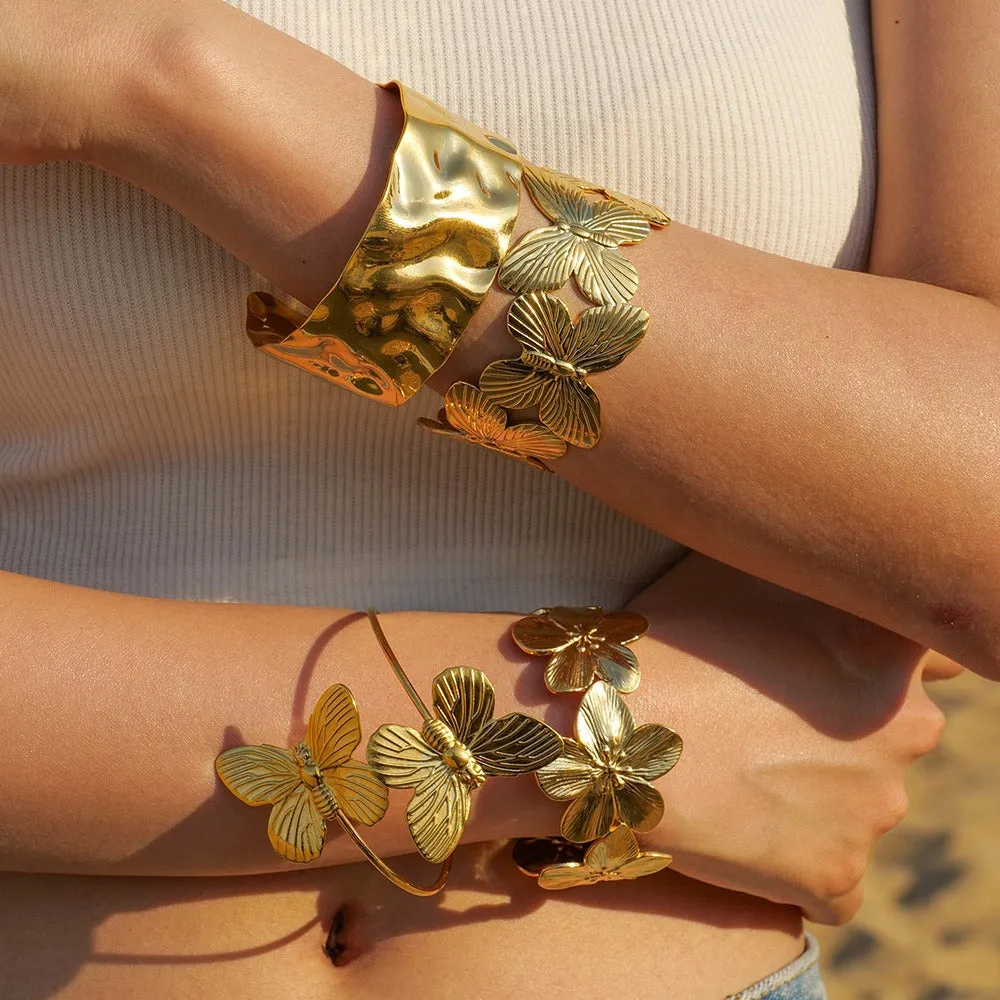 18K gold flower-shaped design luxury necklace, bracelet, earrings and ring set