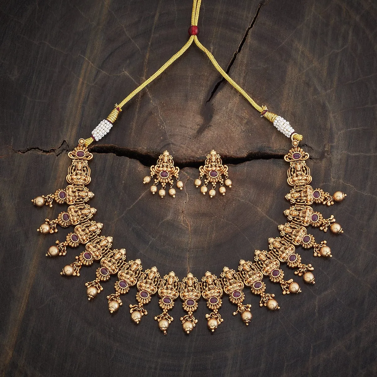 Antique Necklace 176410
