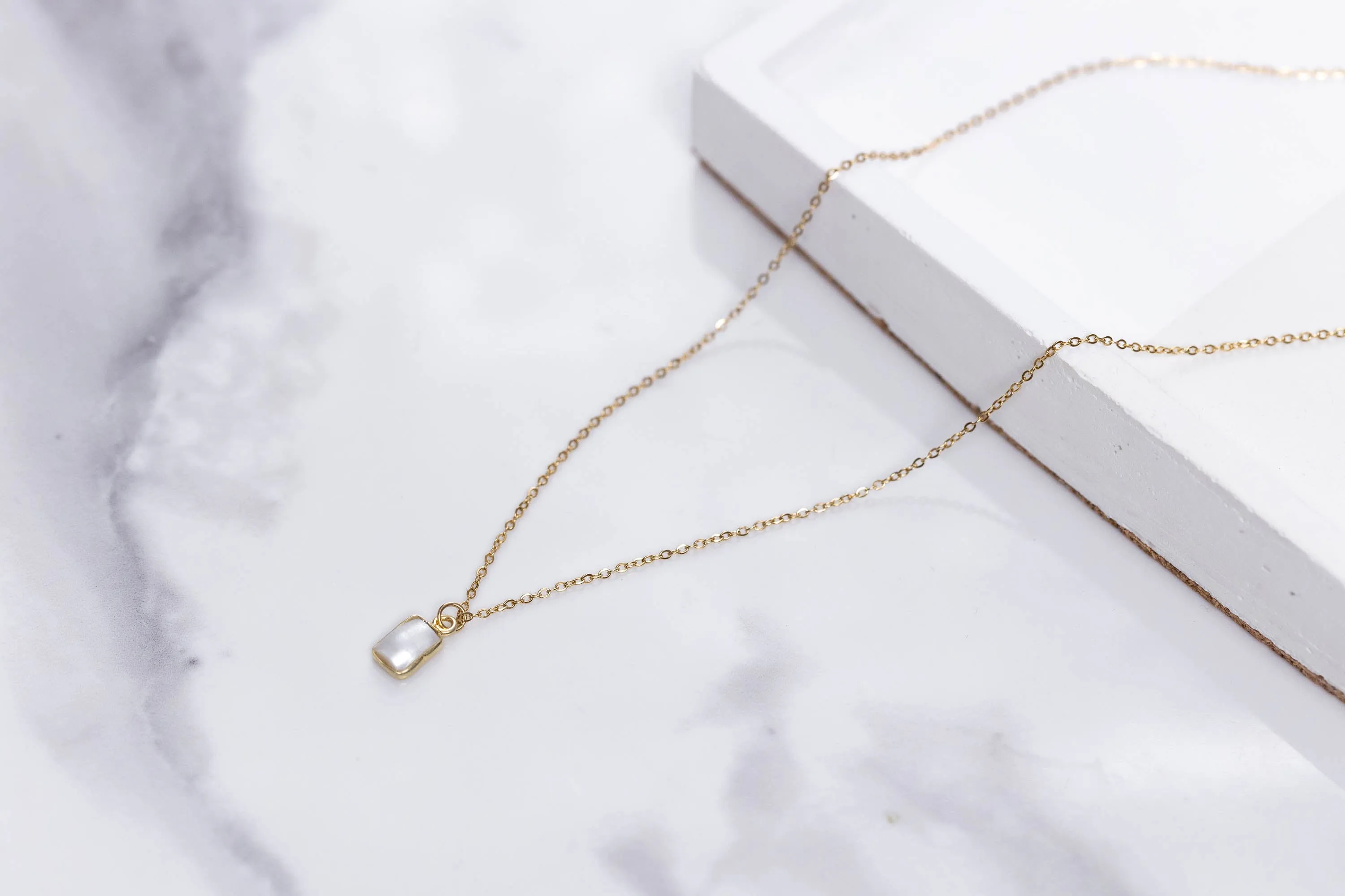 Precious stones pendant