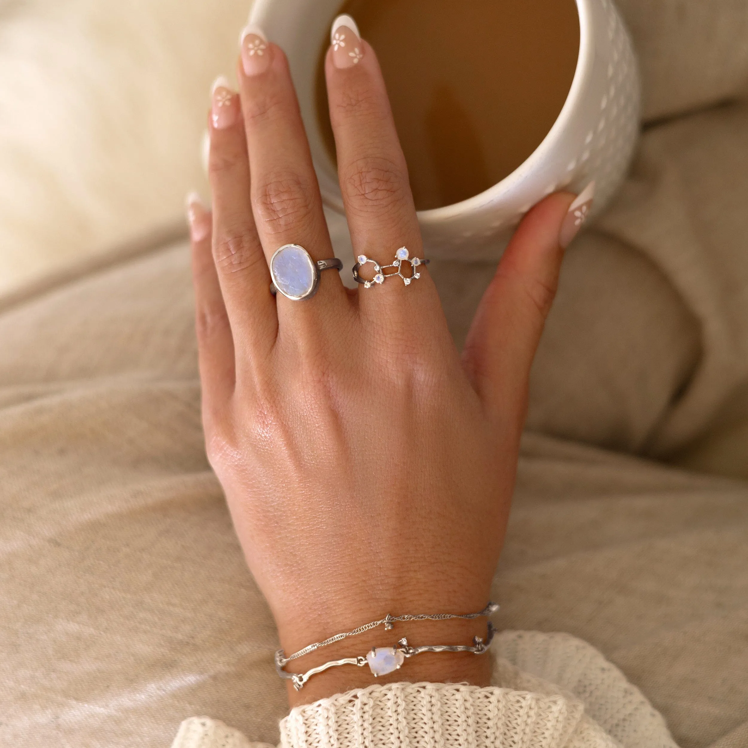 Raw Crystal Ring - Enfolded Moonstone